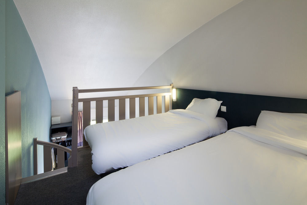 ホテル B＆B オテル ボーヴェ Allonne  エクステリア 写真