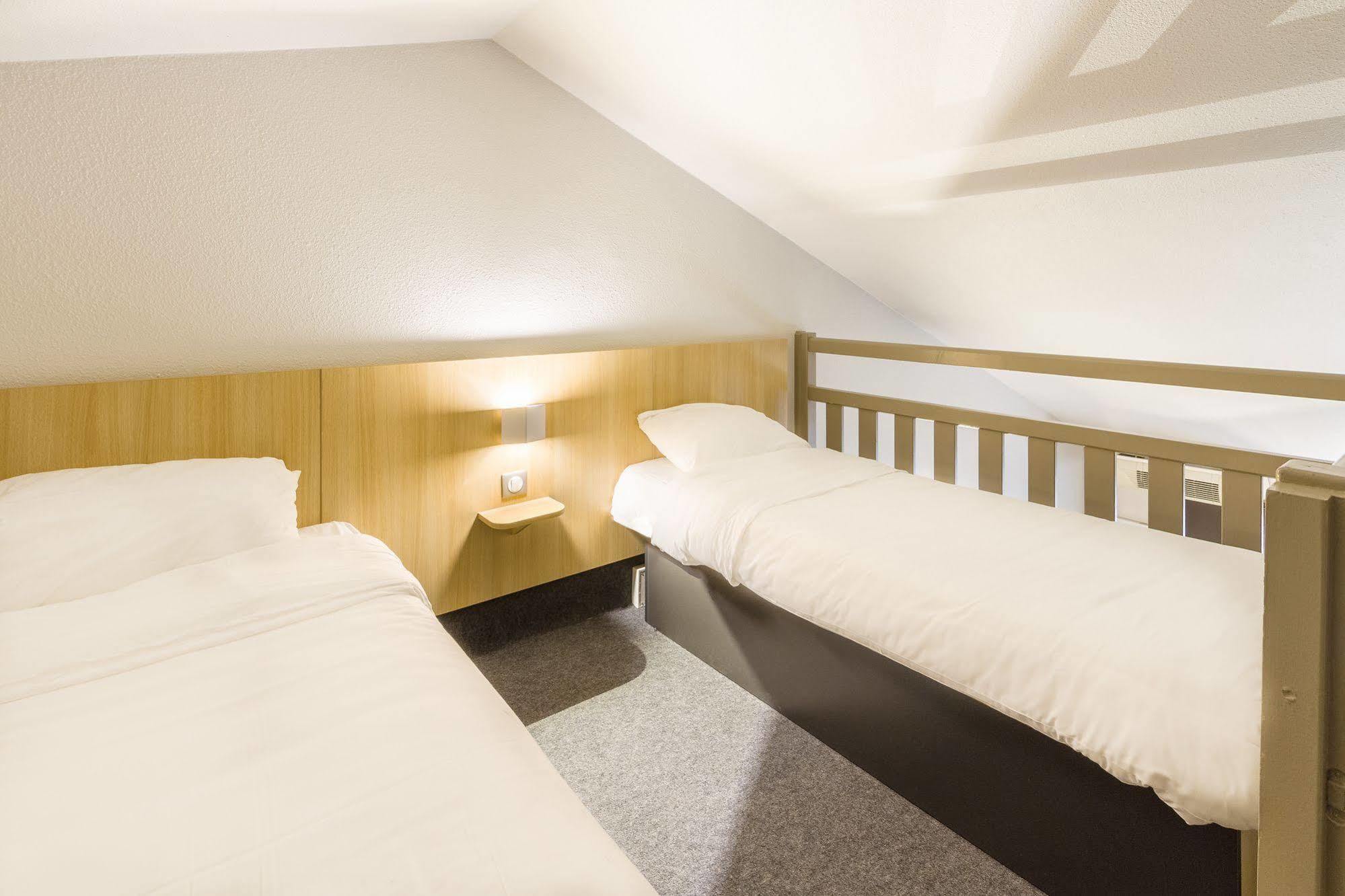 ホテル B＆B オテル ボーヴェ Allonne  エクステリア 写真